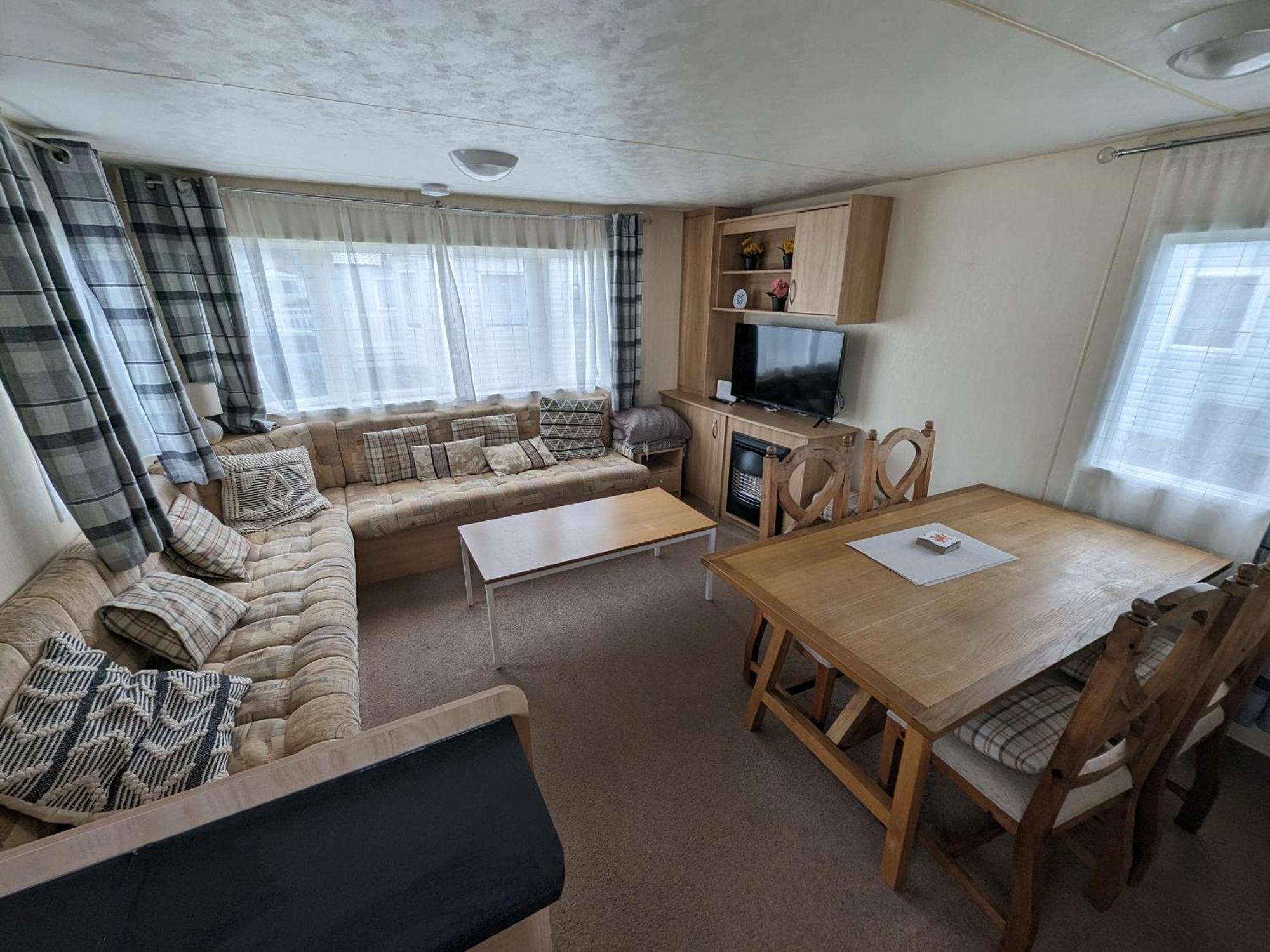 3 Bedroom Caravan, Sleeps 8 Lyons Lido Beach Prestatyn Kültér fotó